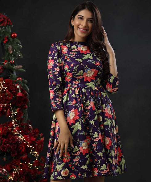 Three Quarter Sleeve Round Neck Dress